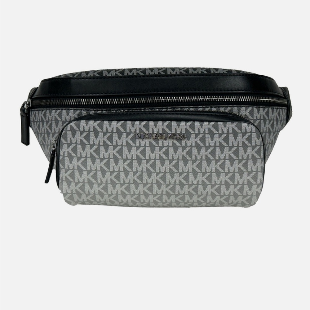 NEW with tags* Michael Kors Cooper Utility Fanny Pack Belt Bag
